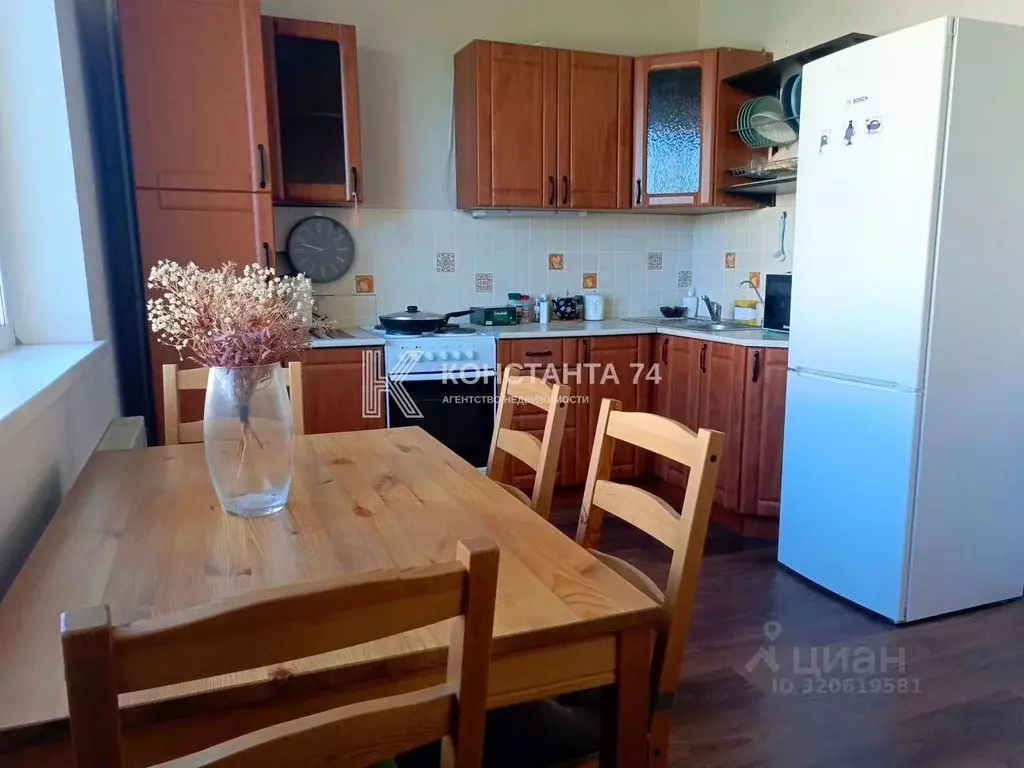 2-к кв. Челябинская область, Челябинск ул. Салавата Юлаева, 30 (65.2 ... - Фото 1