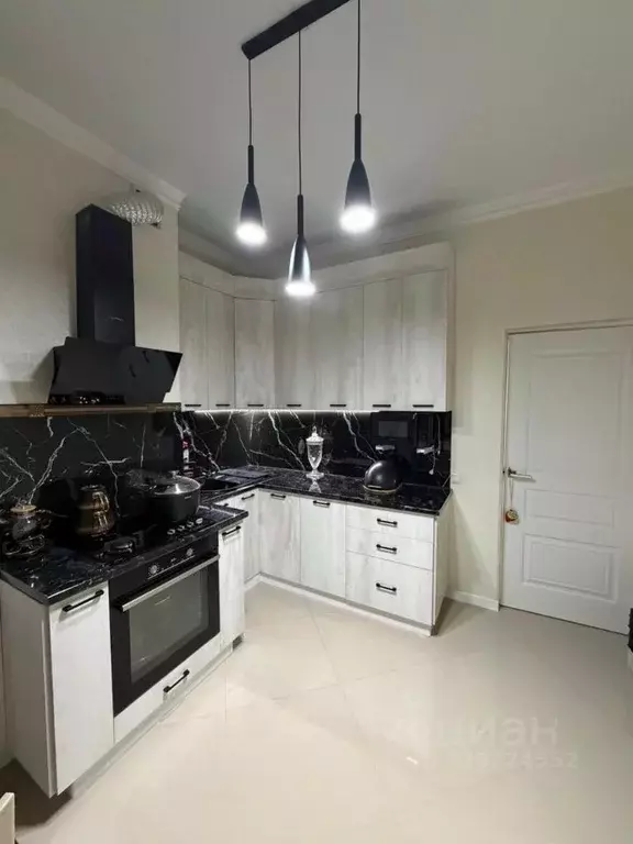 2-к кв. Кабардино-Балкария, Нальчик ул. Солнечная, 8к1 (52.0 м) - Фото 1