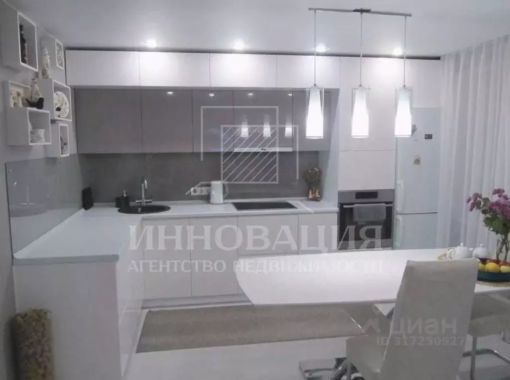 2-к кв. Самарская область, Самара ул. Георгия Димитрова, 14 (79.6 м) - Фото 0
