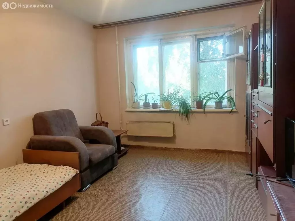 3-комнатная квартира: Бийск, Красноармейская улица, 181 (63.5 м) - Фото 1