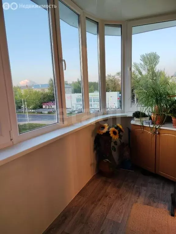 4-комнатная квартира: Пермь, бульвар Гагарина, 70 (84.8 м) - Фото 1