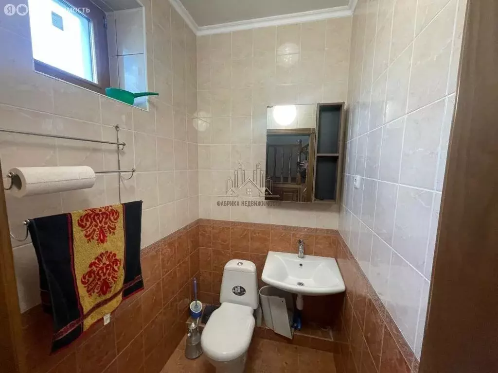 Дом в Симферополь, улица Воровского, 49 (498 м) - Фото 1