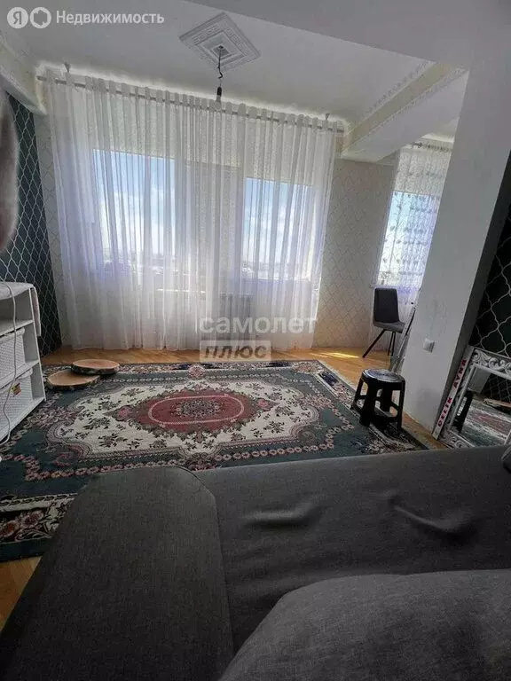 1-комнатная квартира: Кизилюрт, улица Гагарина, 38П (54 м) - Фото 0