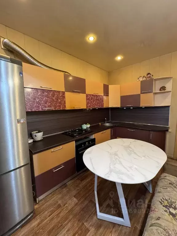 2-к кв. Челябинская область, Челябинск Артиллерийская ул., 26 (60.0 м) - Фото 1