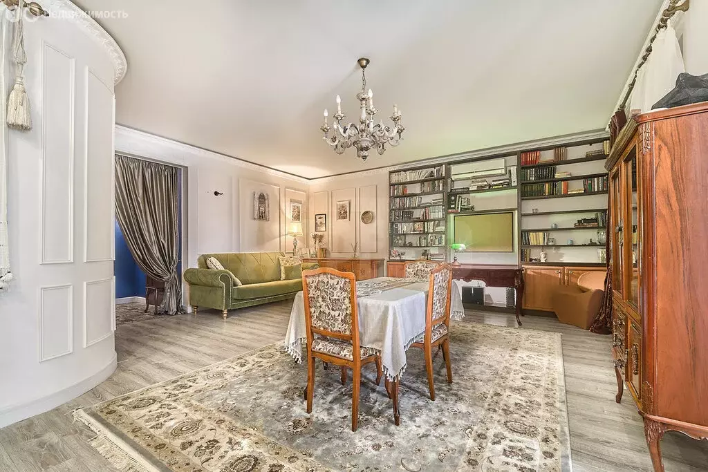 Квартира-студия: Обнинск, улица Усачёва, 1 (67 м) - Фото 2