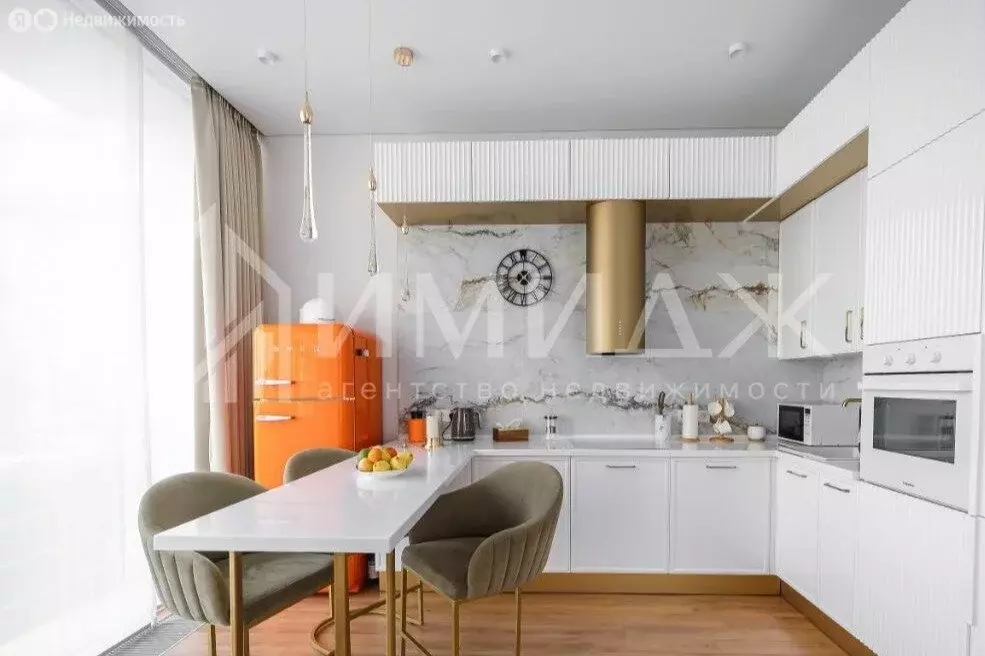 2-комнатная квартира: Сириус, бульвар Надежд, 8/1 (70 м) - Фото 1