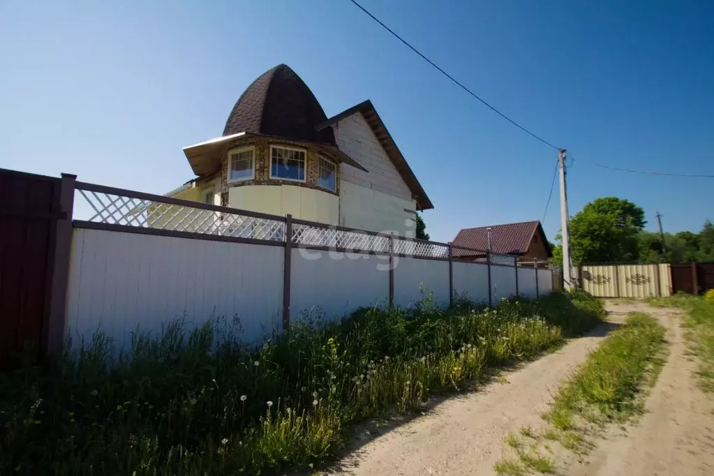 Дом в Калужская область, Дзержинский район, Дворцы с/пос, д. Колышево ... - Фото 1