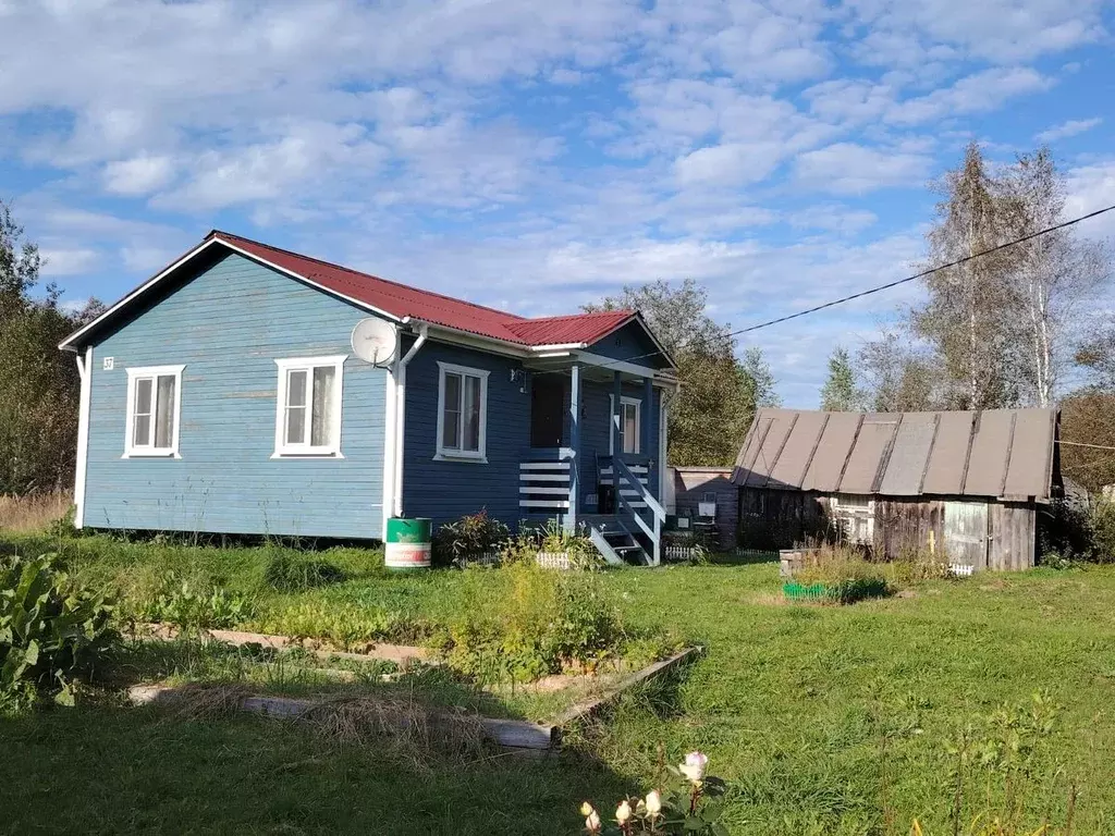 Дом в Новгородская область, Окуловский район, Угловское городское ... - Фото 1