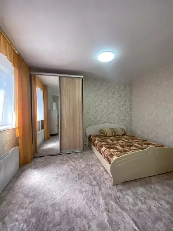 Студия Крым, Симферополь ул. Чехова, 98 (28.0 м) - Фото 1