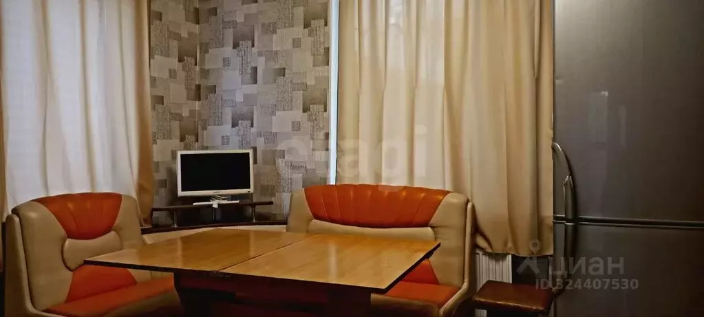 2-к кв. Крым, Феодосия ул. Чехова, 14 (54.0 м) - Фото 2