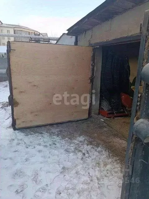 Гараж в Саха (Якутия), Якутск ул. Ойунского, с8/5Г/9 (27 м) - Фото 1