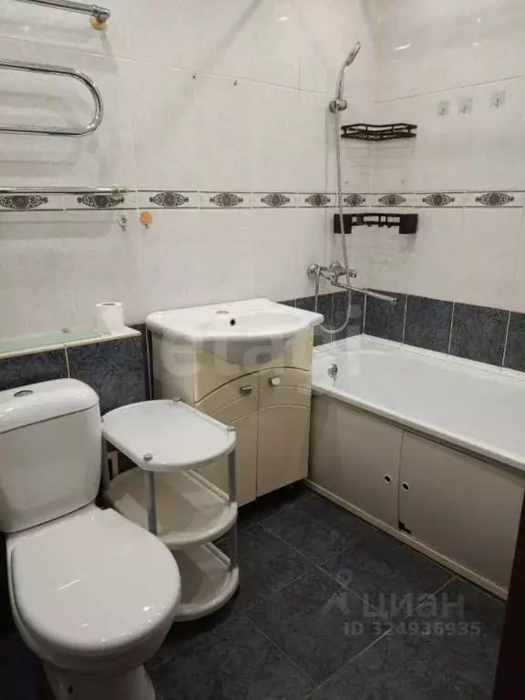 2-к кв. Красноярский край, Красноярск ул. 60 лет Октября, 40а (45.0 м) - Фото 1