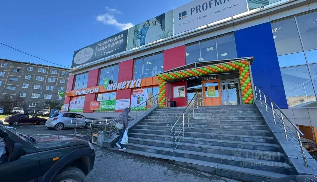 Торговая площадь в Свердловская область, Первоуральск Советская ул., ... - Фото 1