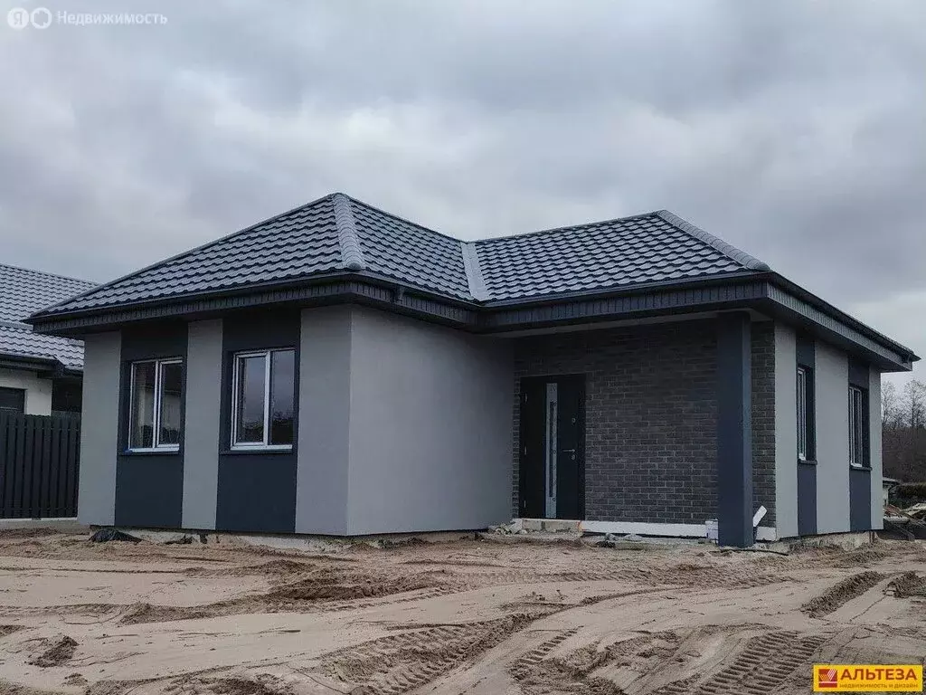 Дом в Калининградская область, Гурьевский муниципальный округ, посёлок ... - Фото 1