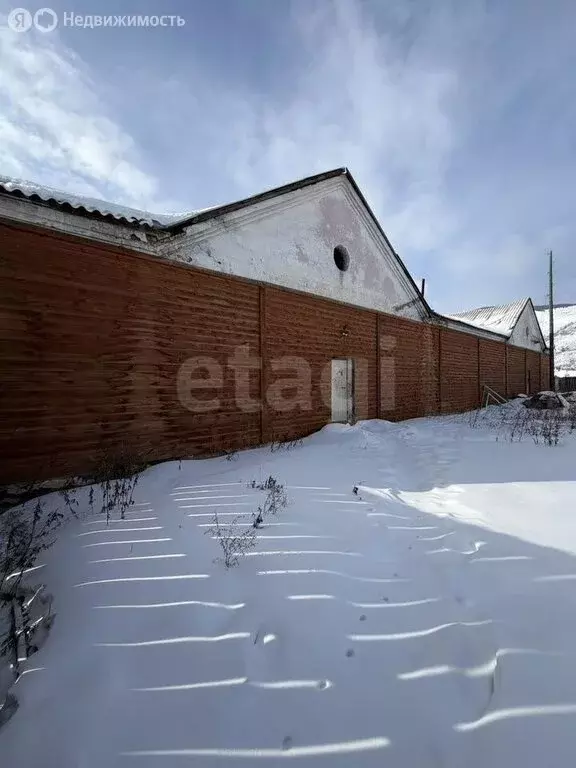 Дом в село Акташ, улица Орджоникидзе (346 м) - Фото 2