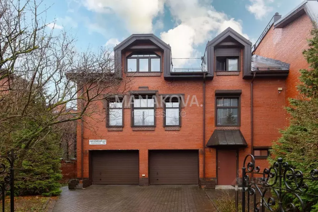 Таунхаус в Санкт-Петербург Парголовский пер., 9 (264 м) - Фото 1