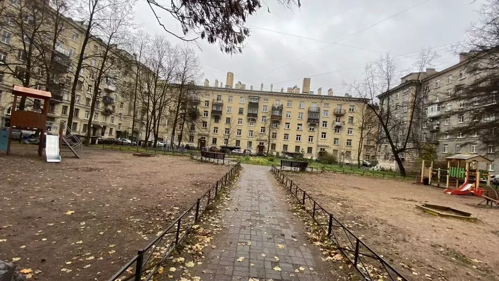 2-к кв. Ленинградская область, Шлиссельбург Кировский район, ул. ... - Фото 2