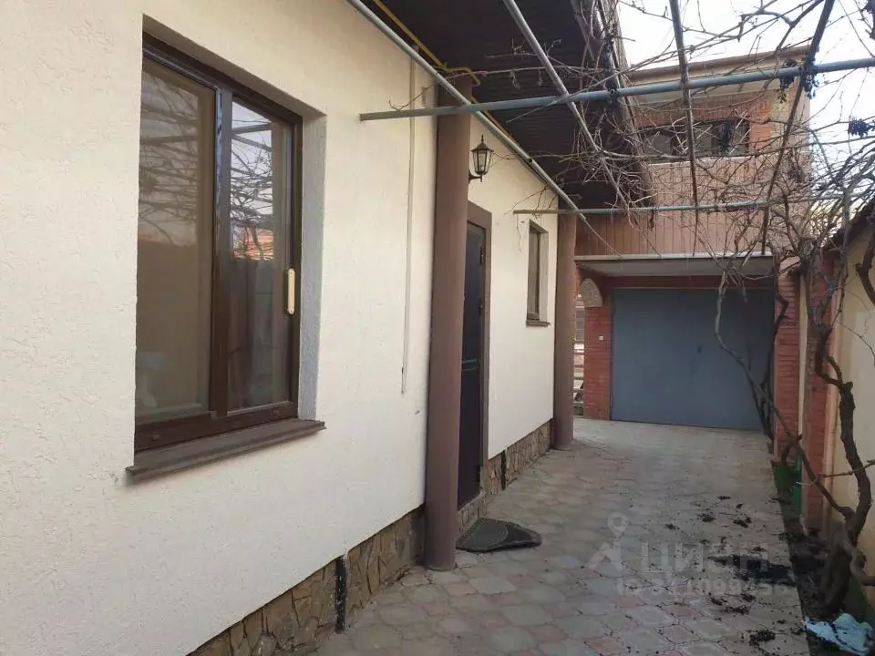 Дом в Крым, Евпатория ул. Володарского, 29 (108 м) - Фото 1