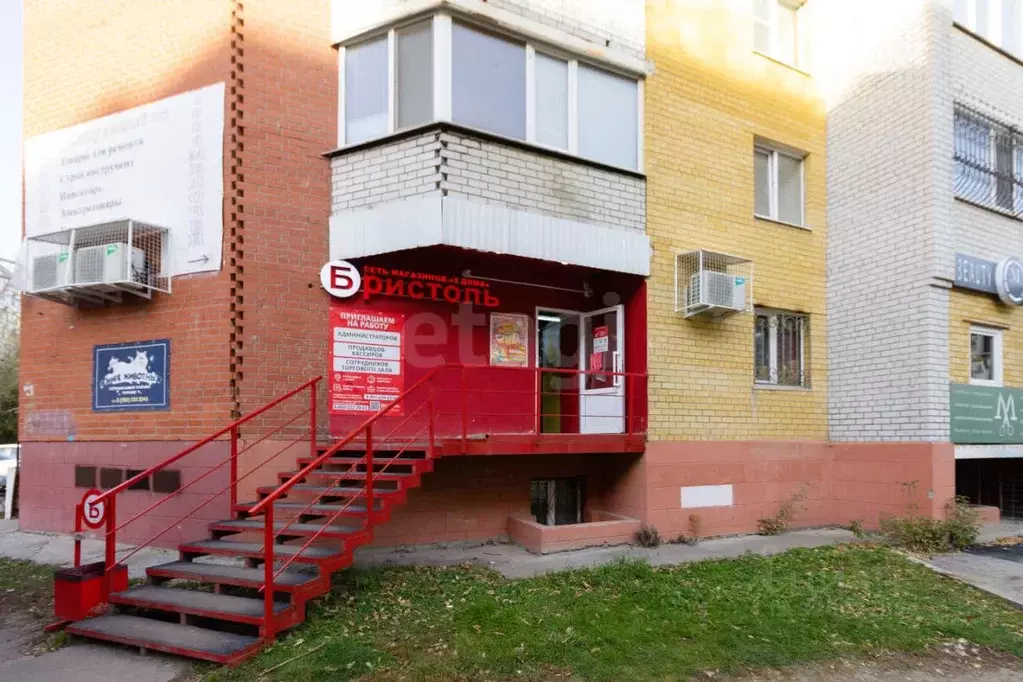 Торговая площадь в Тюменская область, Тюмень Уральская ул., 74к1 (82 ... - Фото 1