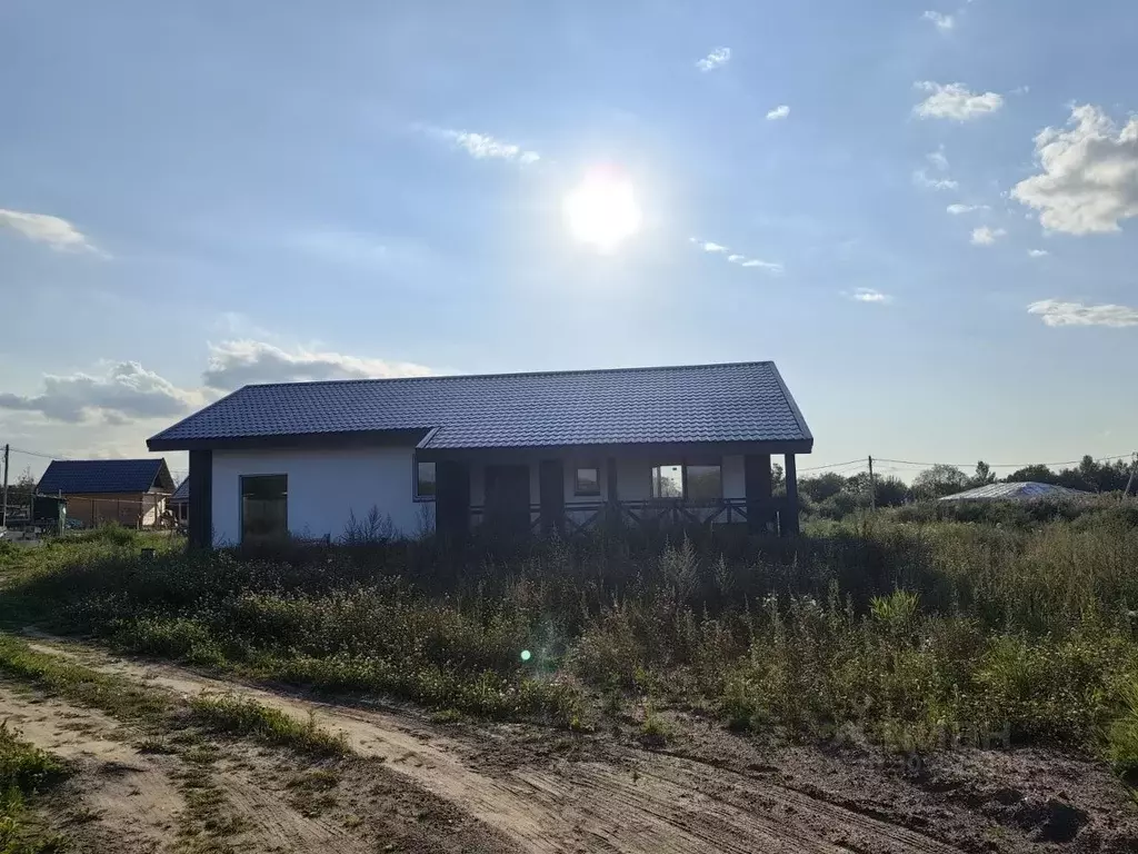 Дом в Ленинградская область, Ломоносовский район, Аннинское городское ... - Фото 1