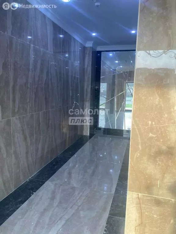 2-комнатная квартира: Грозный, улица Державина (79 м) - Фото 2