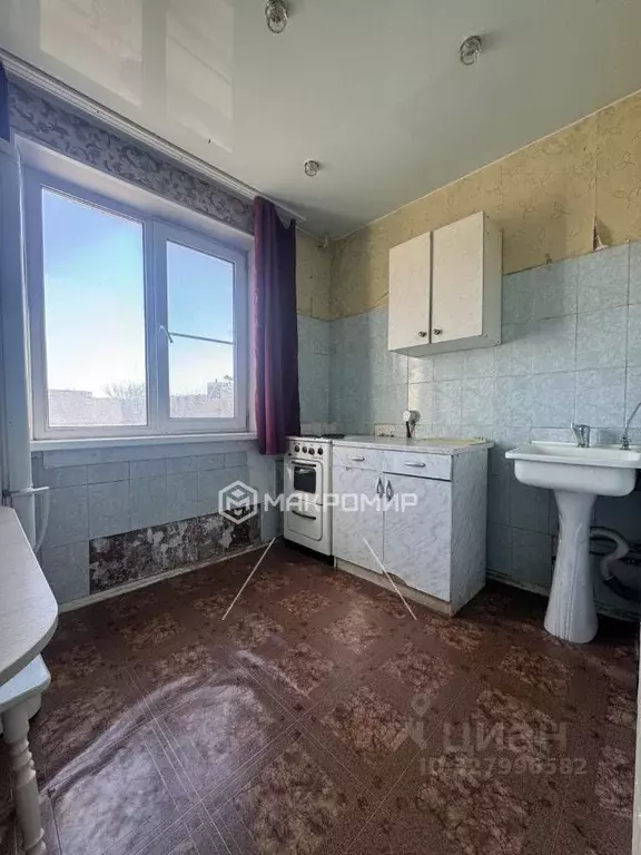 1-к кв. Челябинская область, Челябинск ул. Братьев Кашириных, 105 ... - Фото 1