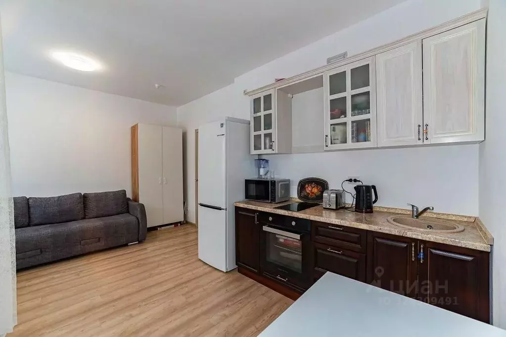 Студия Свердловская область, Екатеринбург ул. Академика Парина, 40 ... - Фото 1