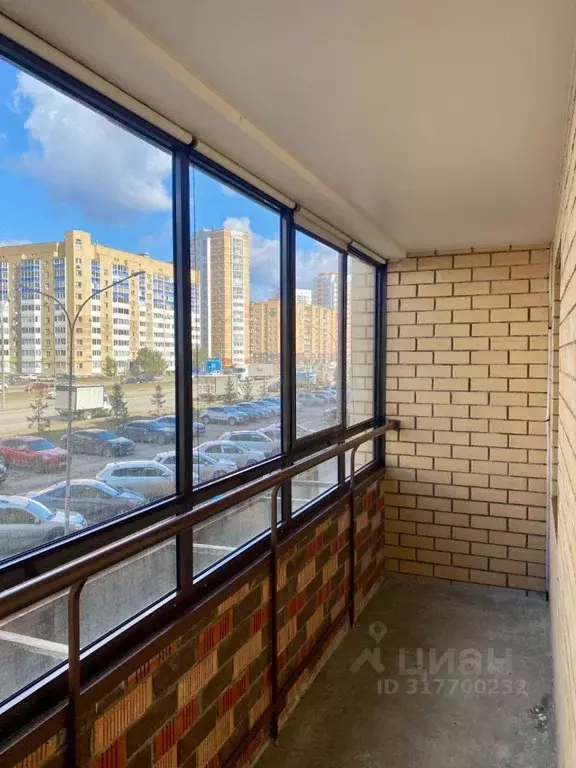 3-к кв. Татарстан, Набережные Челны ул. Виктора Полякова, 6 (81.9 м) - Фото 1