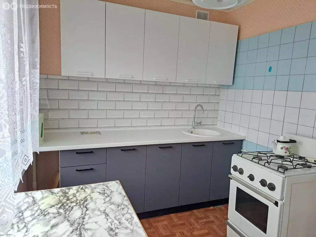 3-комнатная квартира: Санкт-Петербург, улица Турку, 20к1 (65 м) - Фото 1