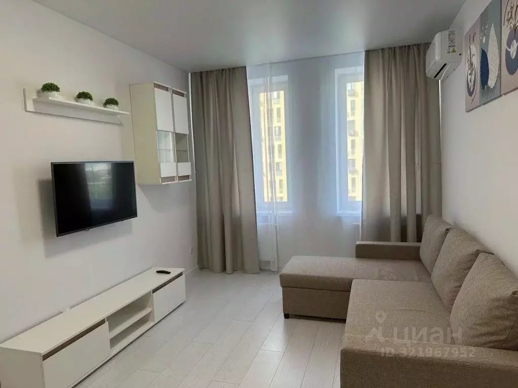 1-к кв. Тюменская область, Тюмень ул. Новоселов, 105 (43.0 м) - Фото 1