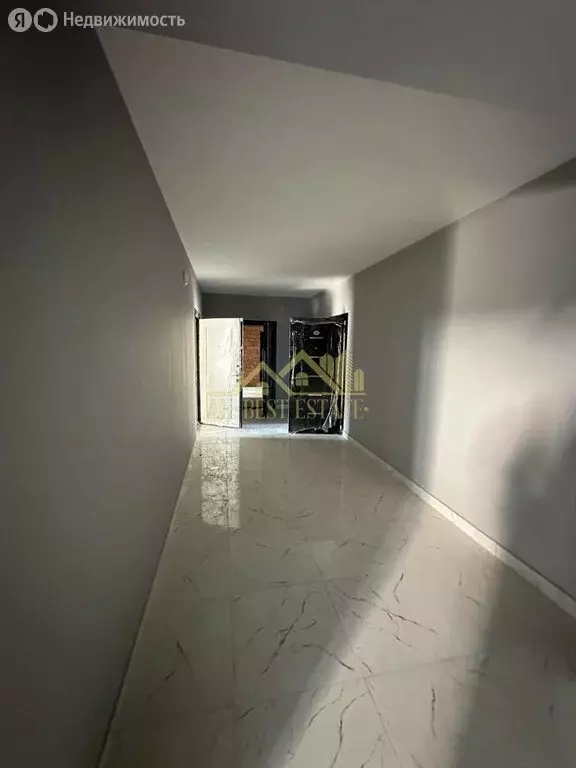 1-комнатная квартира: Владикавказ, улица Курсантов-Кировцев, 15Д (45.6 ... - Фото 2