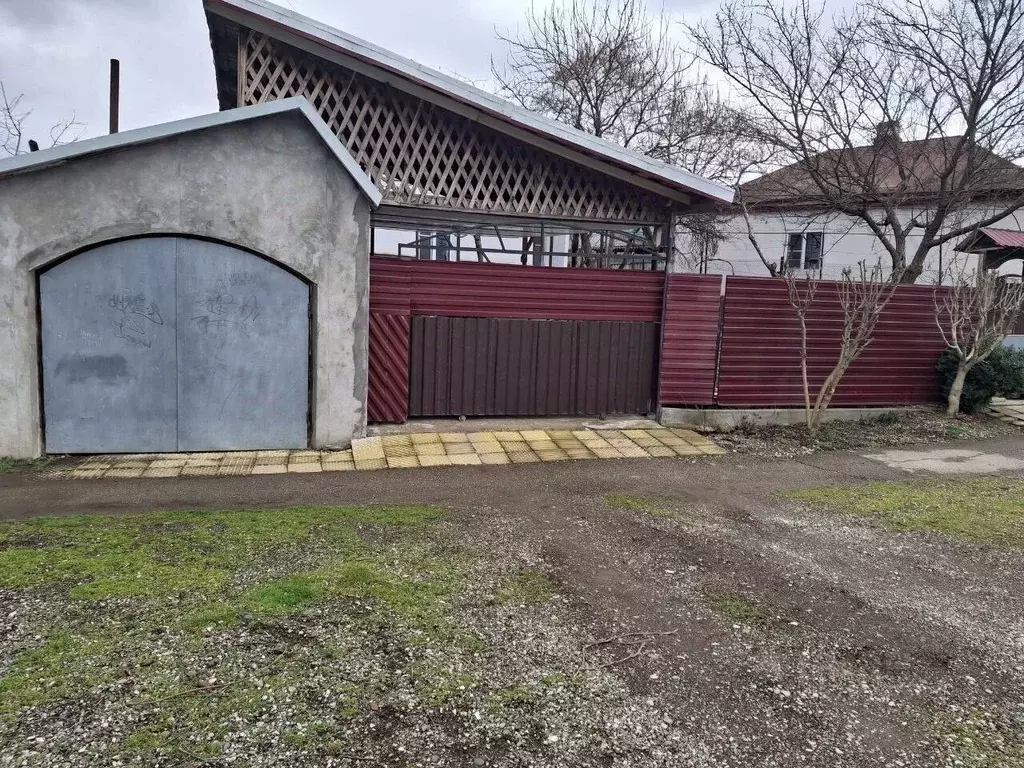 Дом в Краснодарский край, Абинск Колхозная ул. (85 м) - Фото 1