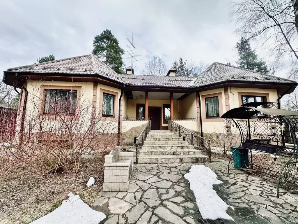 Дом в Московская область, Люберцы городской округ, Малаховка пгт ул. ... - Фото 2