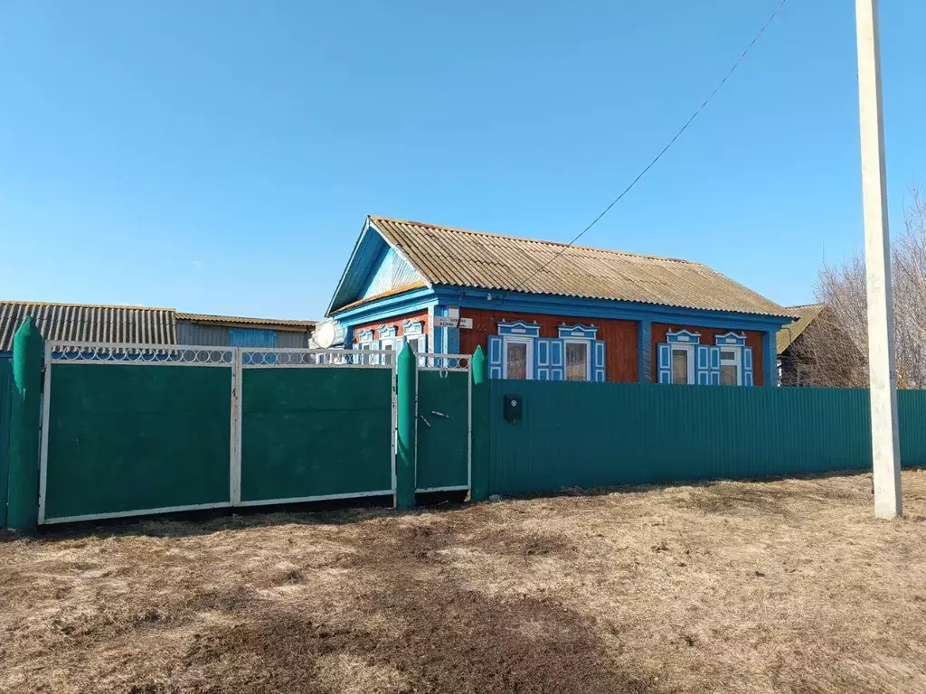 Дом в Башкортостан, Аургазинский район, Ибраевский сельсовет, д. ... - Фото 0