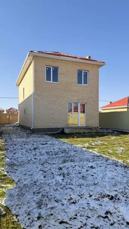 Дом в Краснодарский край, Динской район, Южно-Кубанское с/пос, пос. ... - Фото 2