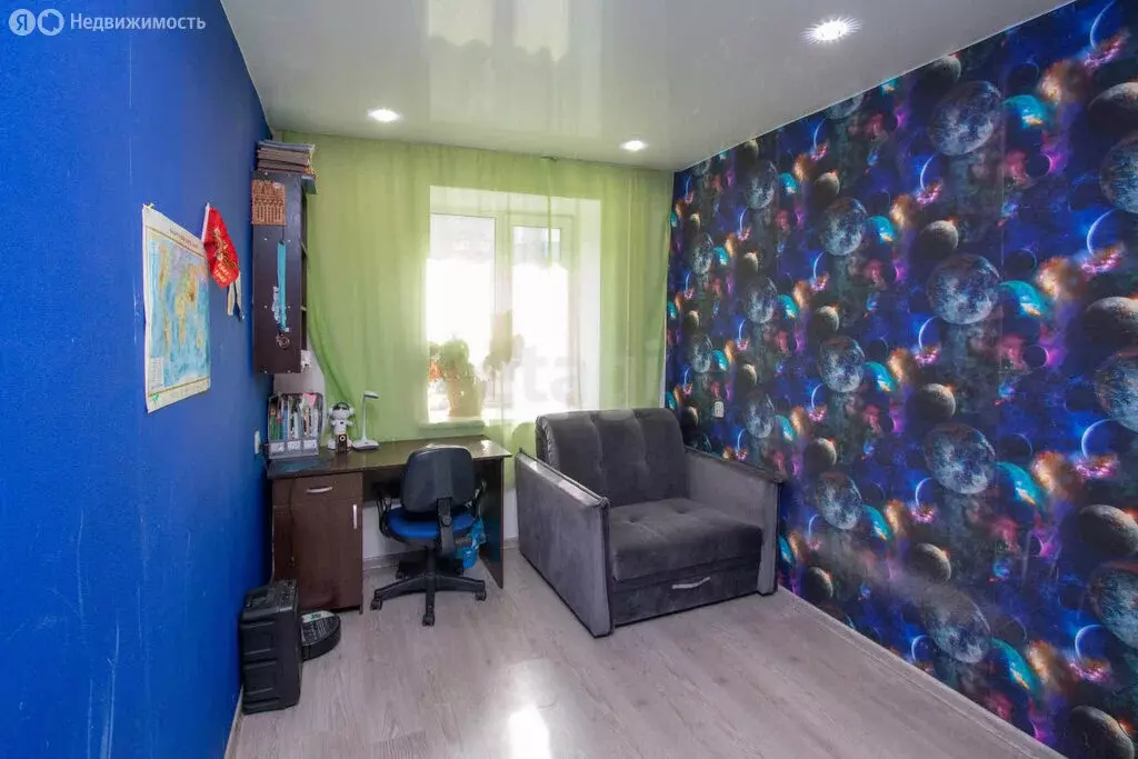 4-комнатная квартира: Новокузнецк, Тушинская улица, 70 (81.2 м) - Фото 1