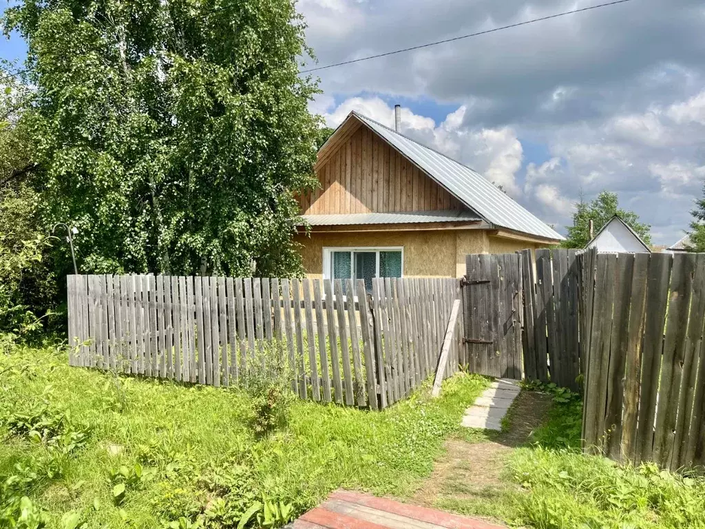 Дом в Свердловская область, Артемовский ул. 1-я Северная (23 м) - Фото 1
