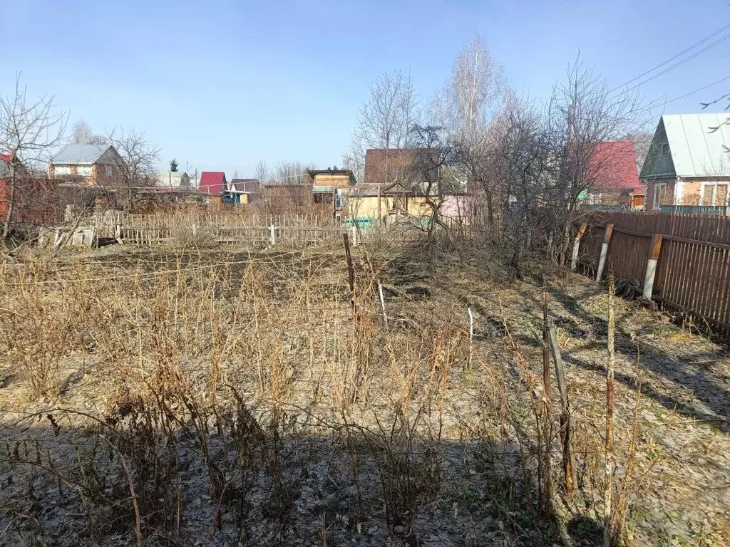 Участок в Омская область, Омск Виктория СНТ,  (5.25 сот.) - Фото 1