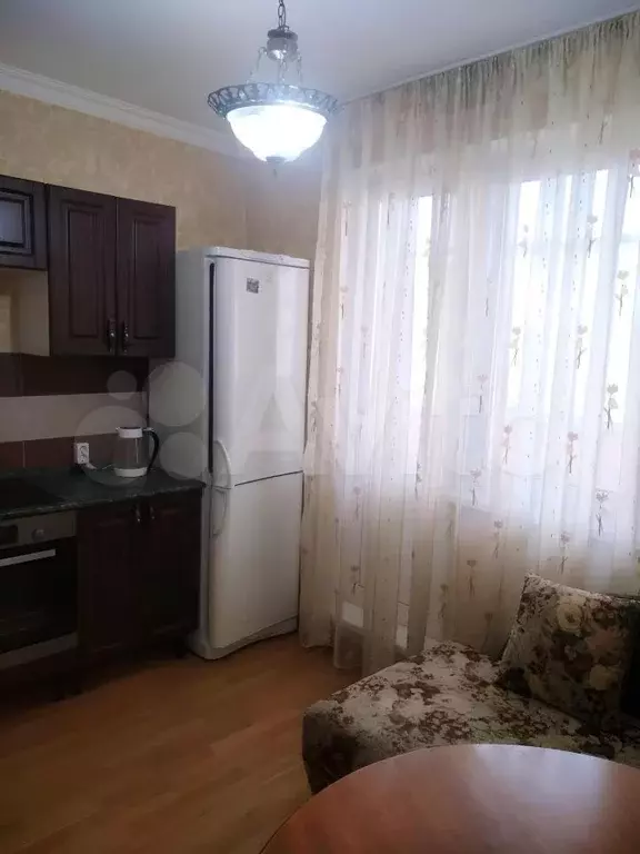 1-к. квартира, 40 м, 13/16 эт. - Фото 1