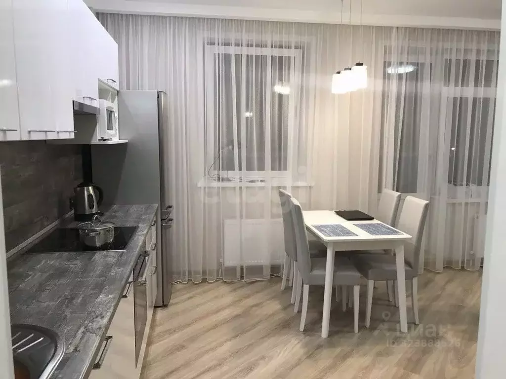 Студия Тюменская область, Тюмень проезд Геологоразведчиков, 44А (28.8 ... - Фото 1