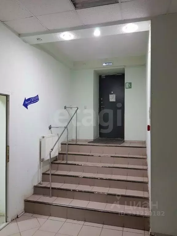 Помещение свободного назначения в Коми, Сыктывкар ул. Морозова, 104 ... - Фото 1