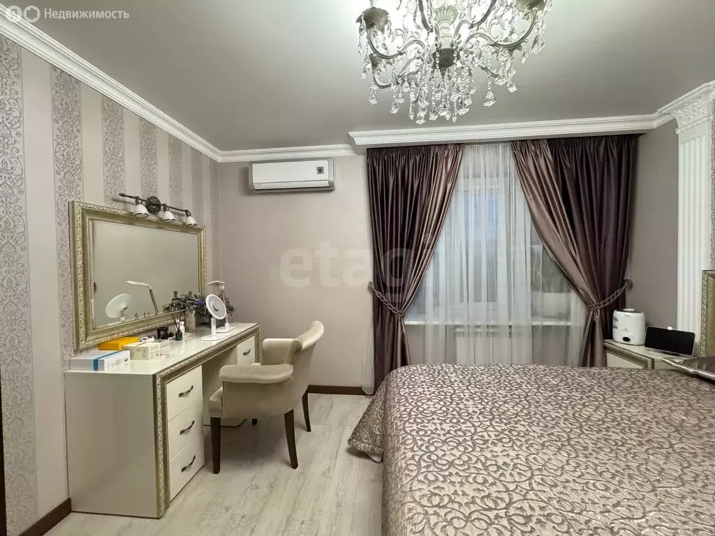 3-комнатная квартира: Оренбург, Ленинская улица, 60 (82.1 м) - Фото 1