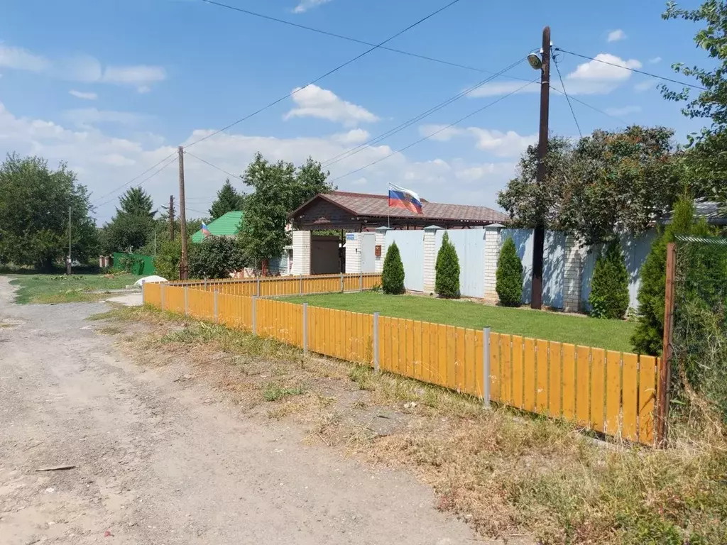 Дом в Волгоградская область, Волгоград Русская ул. (191 м) - Фото 1