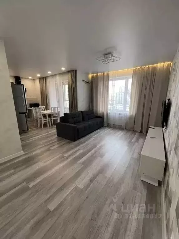 1-к кв. Татарстан, Казань ул. Сабира Ахтямова, 1к2 (38.0 м) - Фото 1