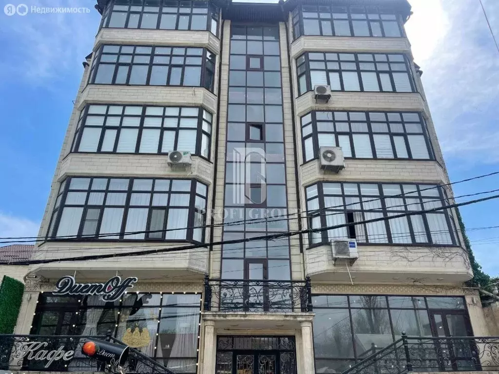 3-комнатная квартира: Махачкала, улица Титова, 13 (108 м) - Фото 1