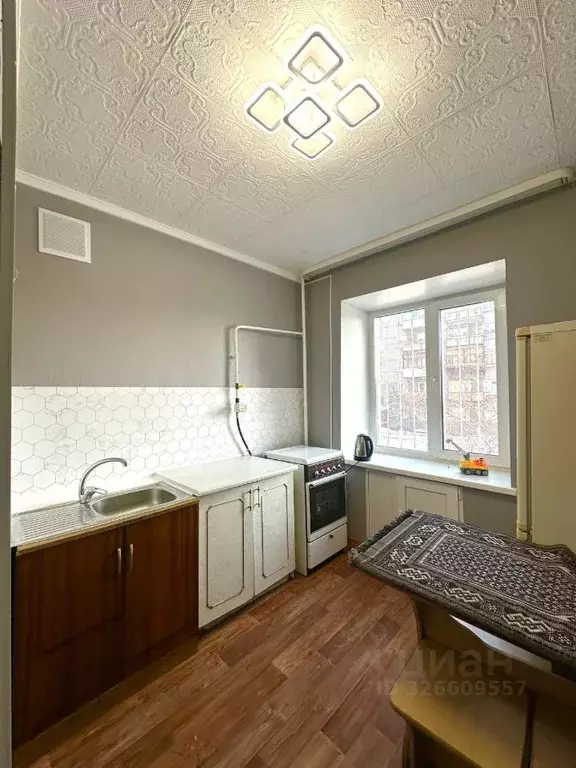 2-к кв. Омская область, Омск просп. Карла Маркса, 69 (45.0 м) - Фото 1