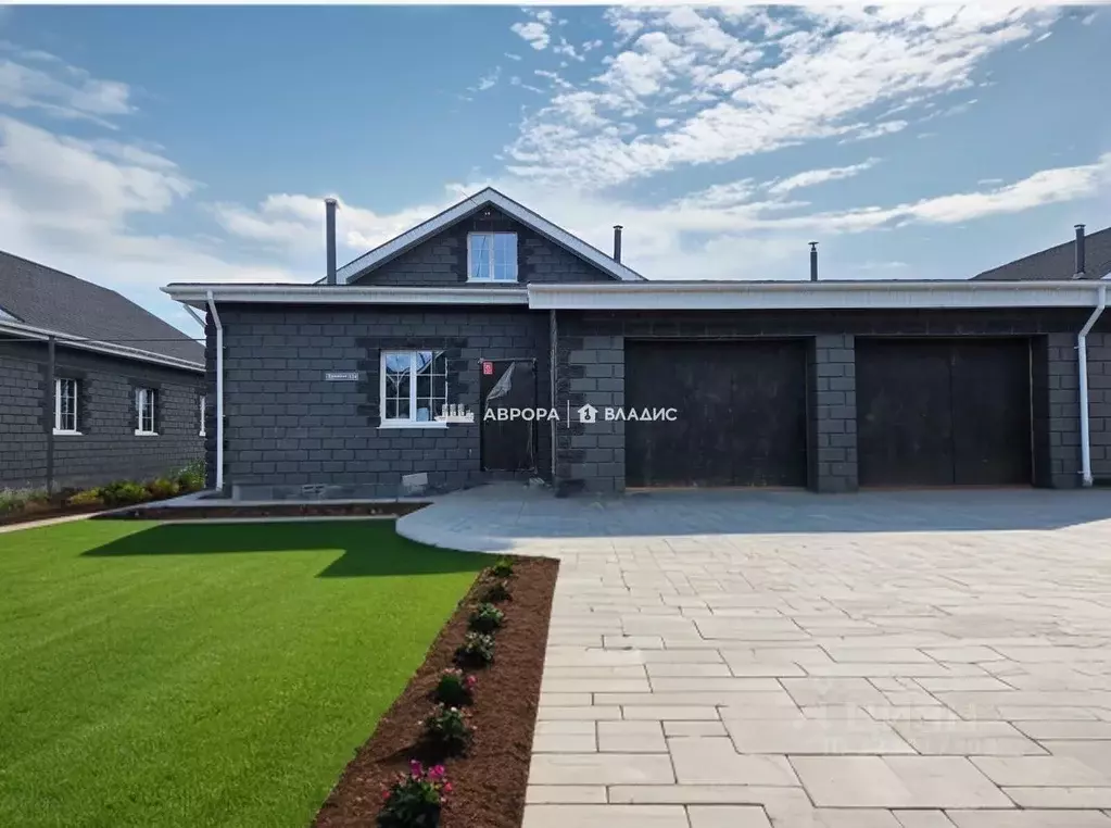 Дом в Челябинская область, Магнитогорск ул. Книжная (225 м) - Фото 1