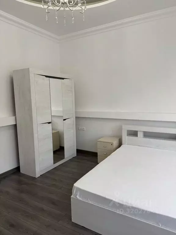 3-к кв. Крым, Симферополь ул. Менделеева, 6 (82.9 м) - Фото 1