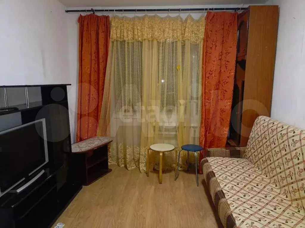 Комната 25 м в 6-к., 7/15 эт. - Фото 1