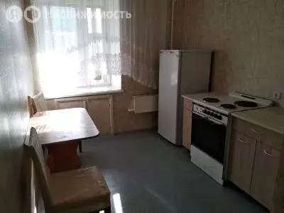 1-комнатная квартира: Красноярск, улица Железнодорожников, 26А (36 м) - Фото 1